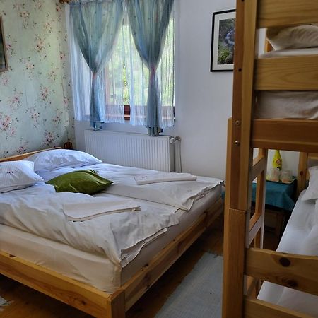 פאדיס Pension Cabana Cetatile Ponorului מראה חיצוני תמונה